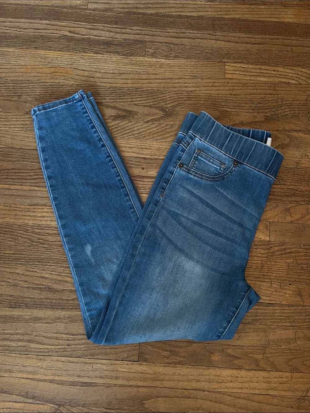 Re Generation by Celebrity Pink Poppy Distressed Pull On Jegging Jeans